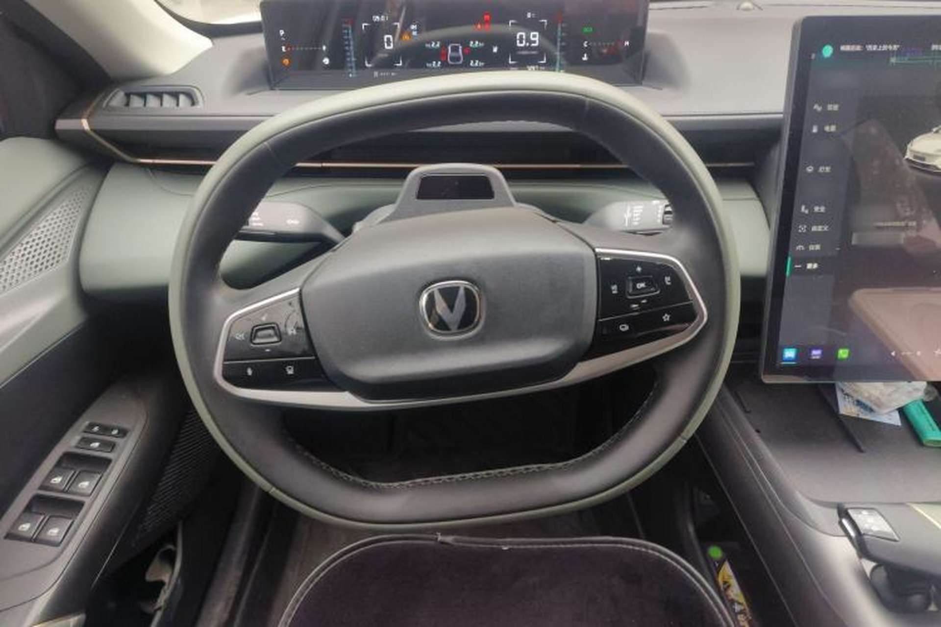 Used CHANGAN Eado DD 2023 Blue Whale NE 1.5T GDI DCT Navigation Model Steering Wheel