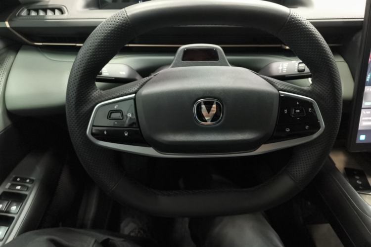 Used CHANGAN Eado DD 2023 Blue Whale NE 1.5T GDI DCT Navigation Model Steering Wheel