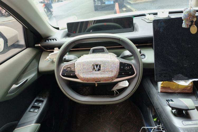 Used CHANGAN Eado DD 2023 Blue Whale NE 1.5T GDI DCT Navigation Model Steering Wheel
