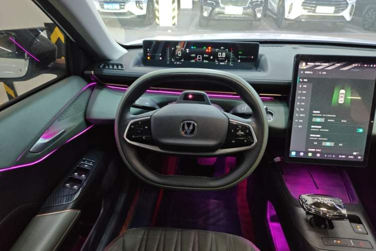 Used CHANGAN Eado DD 2023 Blue Whale NE 1.5T GDI DCT Navigation Model Steering Wheel