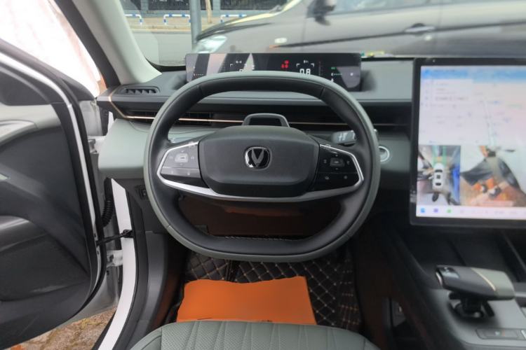 Used CHANGAN Eado DD 2023 Blue Whale NE 1.5T GDI DCT Navigation Model Steering Wheel