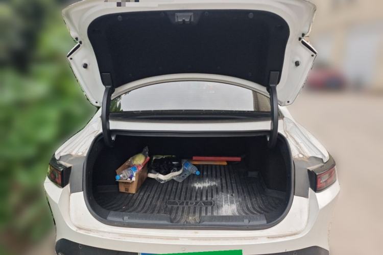 Used CHANGAN Eado DD 2023 Blue Whale NE 1.5T GDI DCT Flagship Model Trunk
