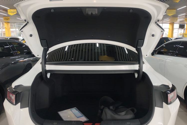 Used CHANGAN Eado DD 2023 Blue Whale NE 1.5T GDI DCT Navigation Model Trunk