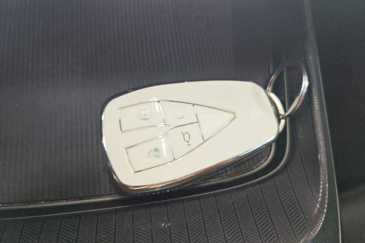 Used CHANGAN Eado DD 2023 Blue Whale NE 1.5T GDI DCT Luxury Edition Vehicle Key