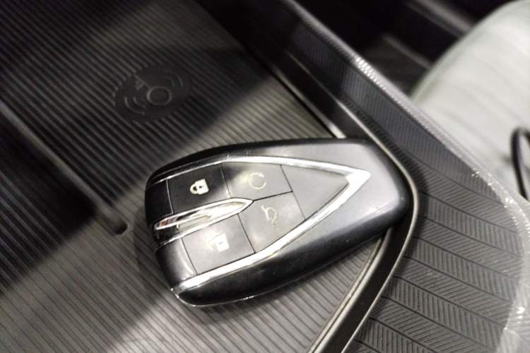 Used CHANGAN Eado DD 2023 Blue Whale NE 1.5T GDI DCT Navigation Model Vehicle Key