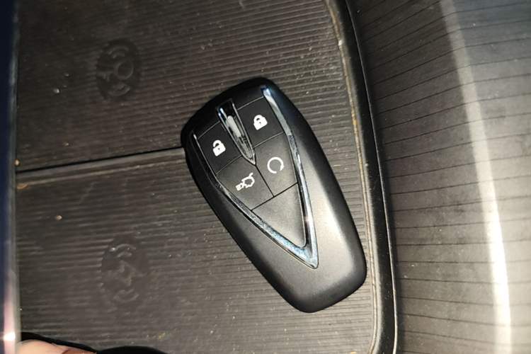 Used CHANGAN Eado DD 2023 Blue Whale NE 1.5T GDI DCT Flagship Model Vehicle Key