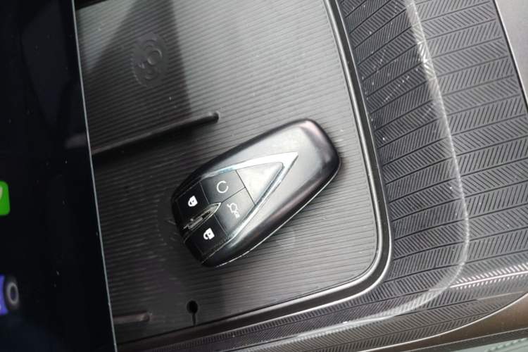 Used CHANGAN Eado DD 2023 Blue Whale NE 1.5T GDI DCT Navigation Model Vehicle Key