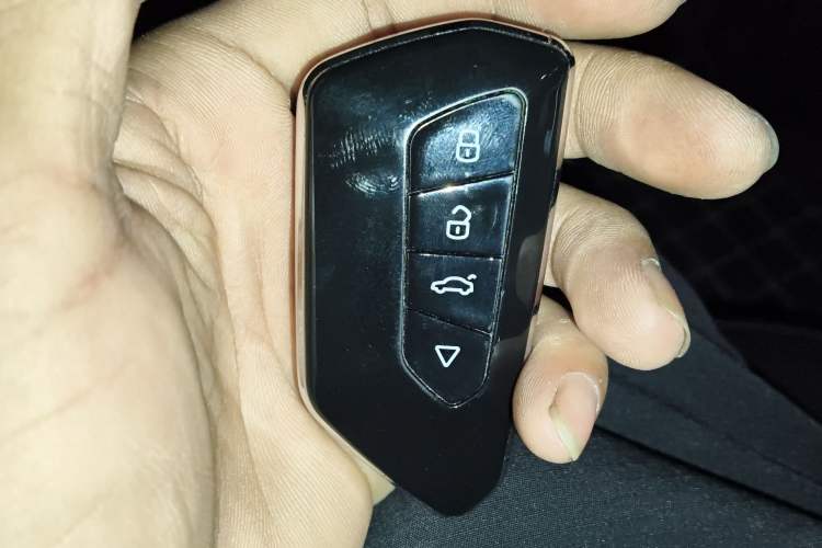Used CHANGAN Eado DD 2023 Blue Whale NE 1.5T GDI DCT Luxury Edition Vehicle Key