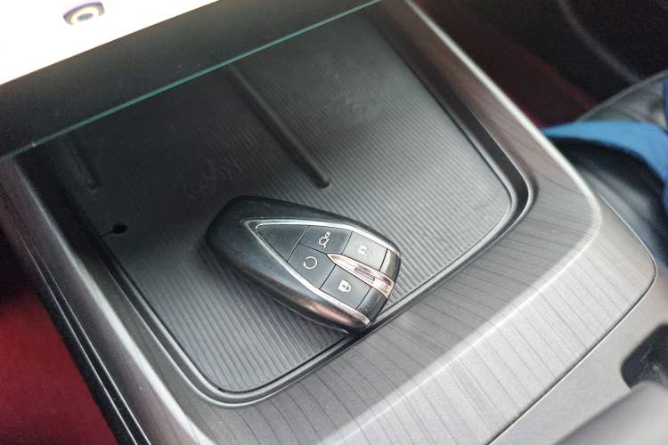 Used CHANGAN Eado DD 2023 Blue Whale NE 1.5T GDI DCT Flagship Model Vehicle Key