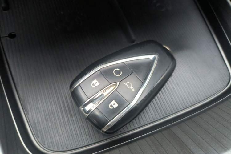 Used CHANGAN Eado DD 2023 Blue Whale NE 1.5T GDI DCT Flagship Model Vehicle Key