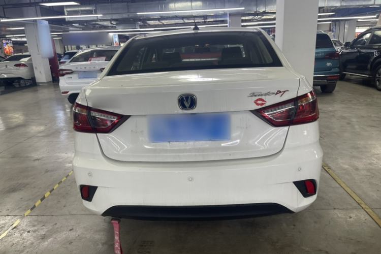 Used CHANGAN Eado DT 2019 1.6L Automatic Smart Enjoyment Model China VI Standard Exterior 4