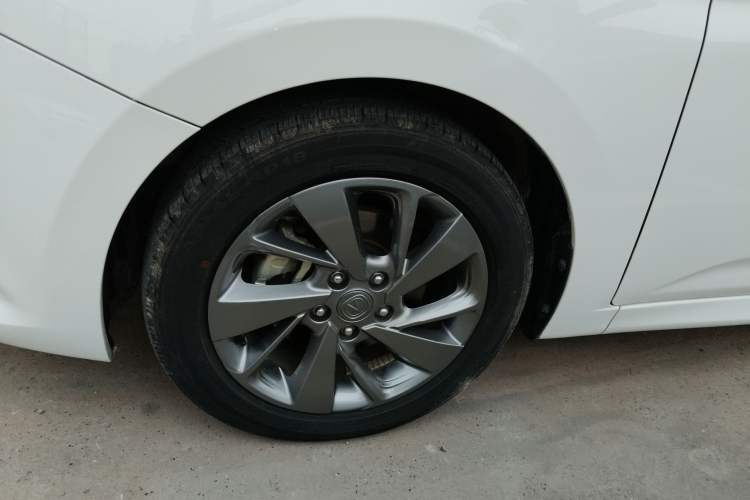 Used CHANGAN Eado DT 2018 1.6L Automatic Smart Enjoyment Model Left Front Wheel Hub