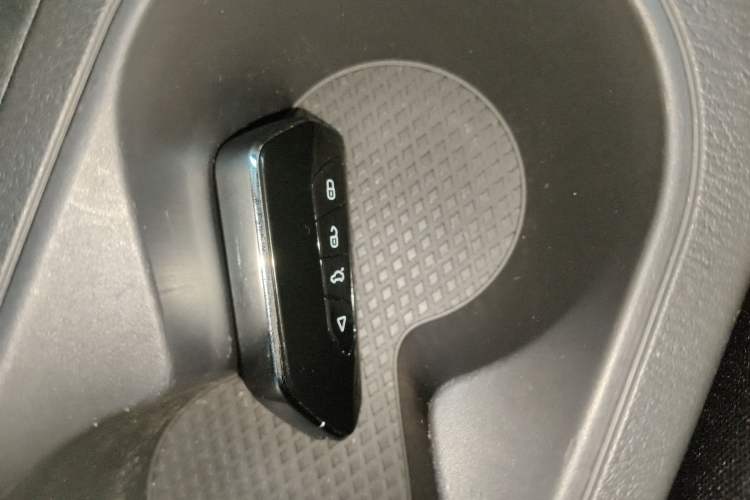 Used CHANGAN Eado DT 2018 1.6L Automatic Smart Enjoyment Model Vehicle Key