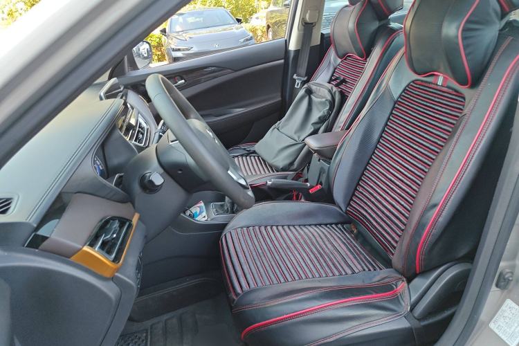Used CHANGAN Eado DT 2019 1.6L Manual Comfort Model China VI Standard Left Front Seat