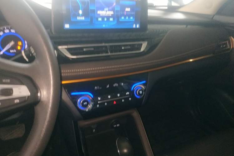 Used CHANGAN Eado DT 2018 1.6L Automatic Smart Enjoyment Model Audio And AC Panel