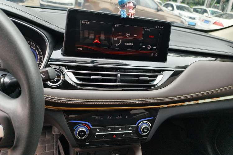 Used CHANGAN Eado DT 2018 1.6L Automatic Smart Enjoyment Model Audio And AC Panel