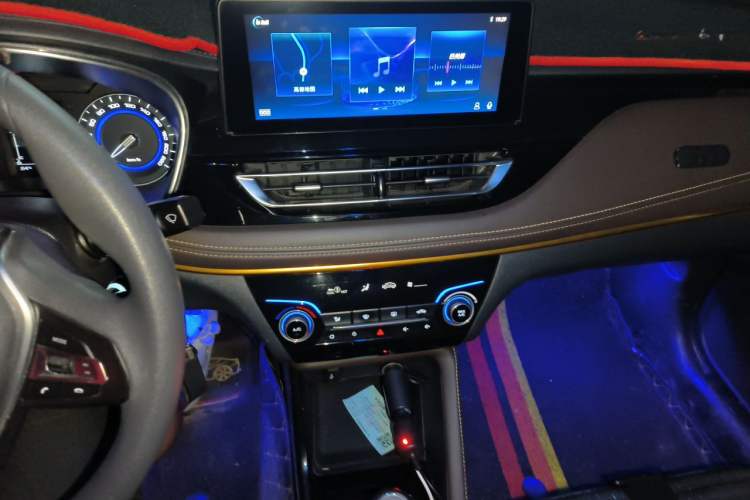 Used CHANGAN Eado DT 2018 1.6L Manual Smart Enjoyment Model Audio And AC Panel