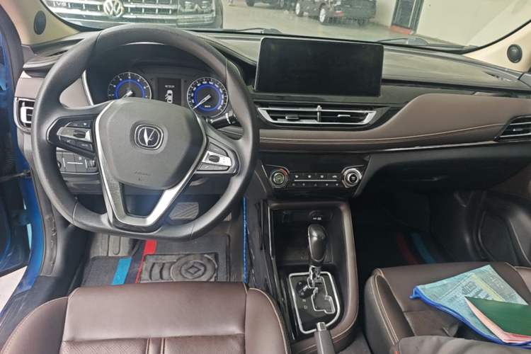 Used CHANGAN Eado DT 2018 1.6L Automatic Smart Enjoyment Model Center Console
