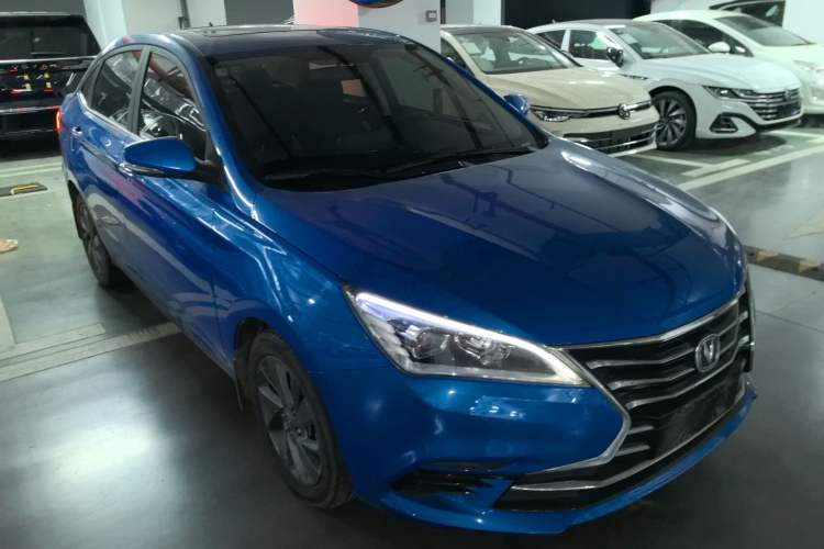 Used CHANGAN Eado DT 2018 1.6L Manual Smart Enjoyment Model Front Right 45 Deg