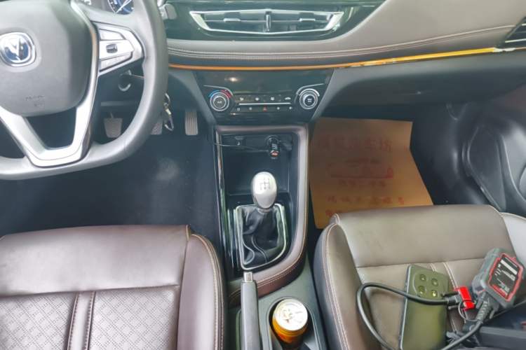 Used CHANGAN Eado DT 2018 1.6L Manual Smart Enjoyment Model Gear Lever