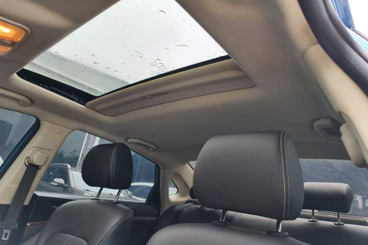 Used CHANGAN Eado DT 2018 1.6L Automatic Smart Enjoyment Model Headliner