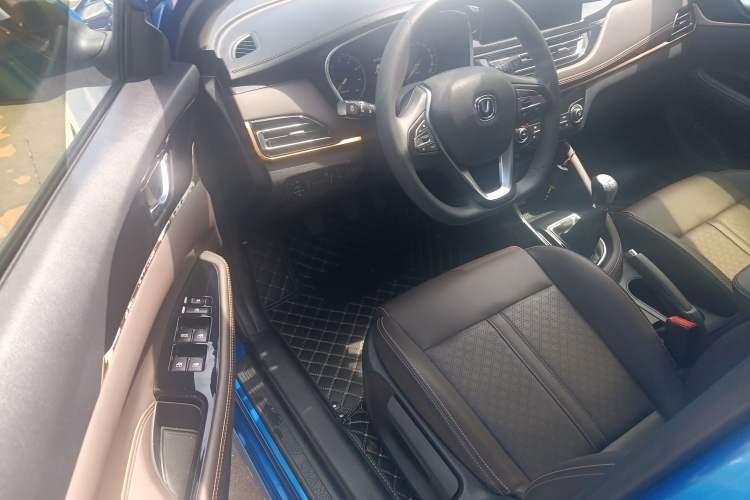 Used CHANGAN Eado DT 2018 1.6L Manual Smart Enjoyment Model Interior 2