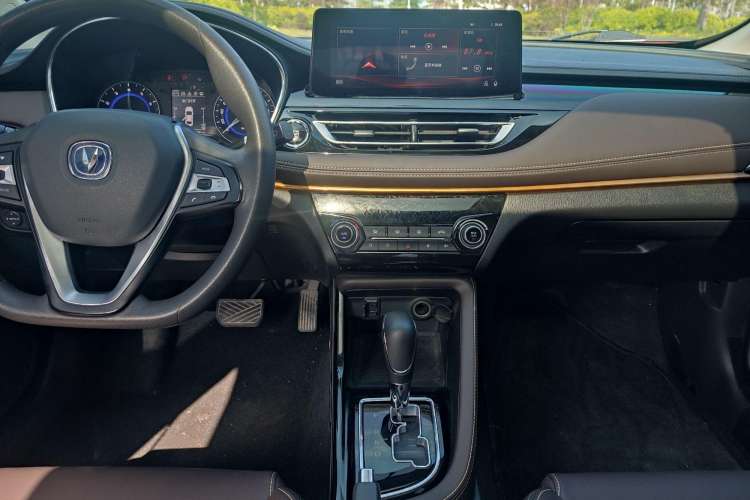 Used CHANGAN Eado DT 2018 1.6L Automatic Smart Enjoyment Model Interior 3