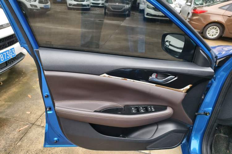 Used CHANGAN Eado DT 2018 1.6L Automatic Smart Enjoyment Model Interior 7