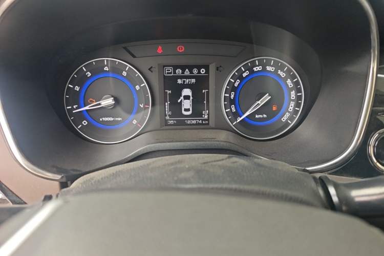 Used CHANGAN Eado DT 2018 1.6L Automatic Smart Enjoyment Model Odometer Close Up
