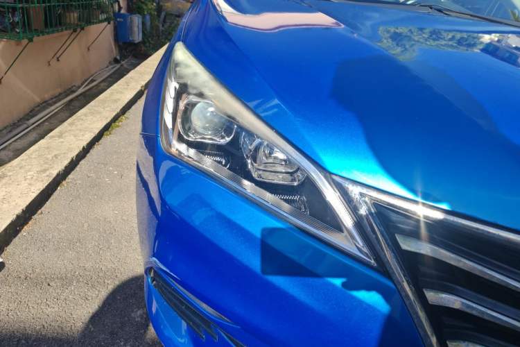 Used CHANGAN Eado DT 2018 1.6L Manual Smart Enjoyment Model Right Front Headlight