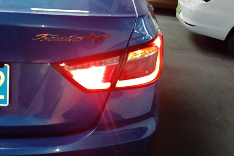 Used CHANGAN Eado DT 2018 1.6L Automatic Smart Enjoyment Model Right Rear Taillight