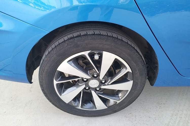 Used CHANGAN Eado DT 2018 1.6L Manual Luxury Model Right Rear Wheel Hub