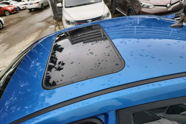 Used CHANGAN Eado DT 2018 1.6L Automatic Smart Enjoyment Model Roof