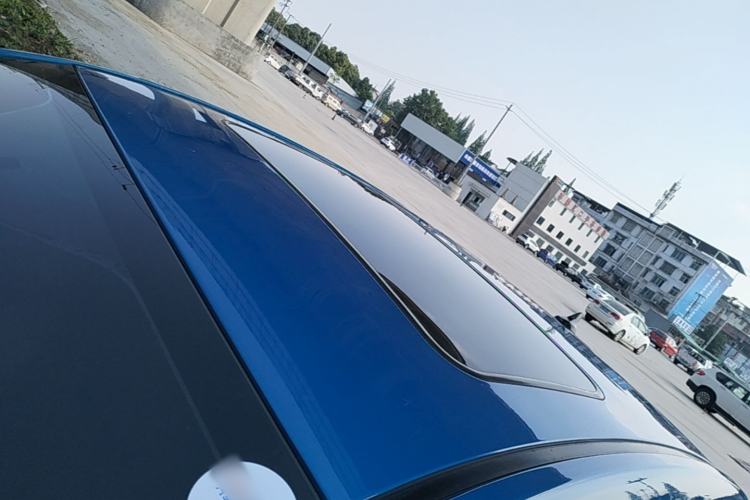 Used CHANGAN Eado DT 2018 1.6L Manual Luxury Model Roof