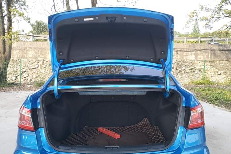 Used CHANGAN Eado DT 2018 1.6L Manual Luxury Model Trunk