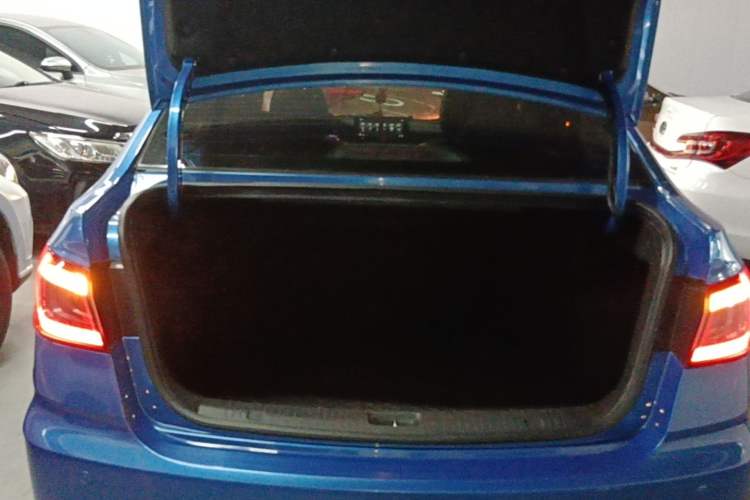Used CHANGAN Eado DT 2018 1.6L Automatic Smart Enjoyment Model Trunk