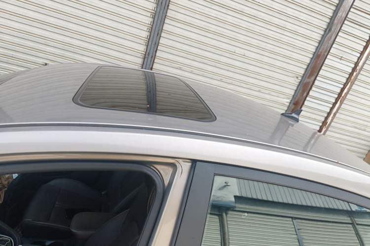 Used CHANGAN Eado DT 2018 1.6L Automatic Smart Enjoyment Model Roof