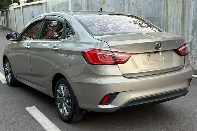 Used CHANGAN Eado DT 2018 1.6L Manual Smart Enjoyment Model Exterior 3