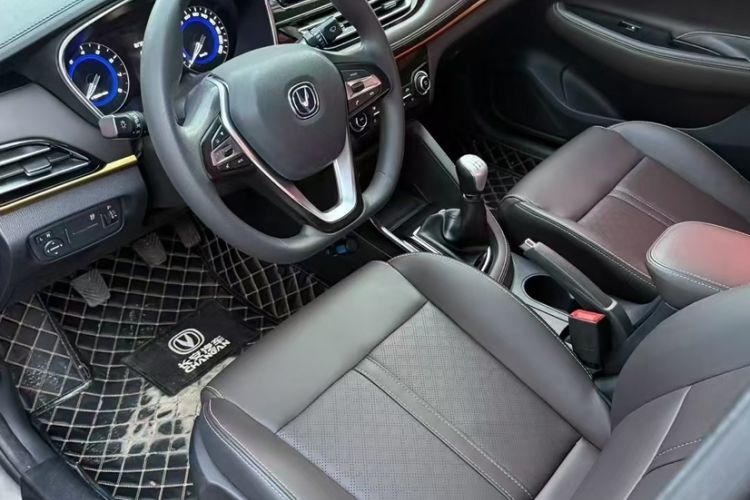 Used CHANGAN Eado DT 2018 1.6L Manual Smart Enjoyment Model Interior 2