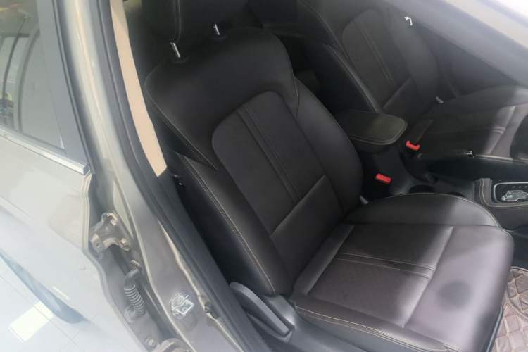 Used CHANGAN Eado DT 2018 1.6L Automatic Smart Enjoyment Model Right Front Seat