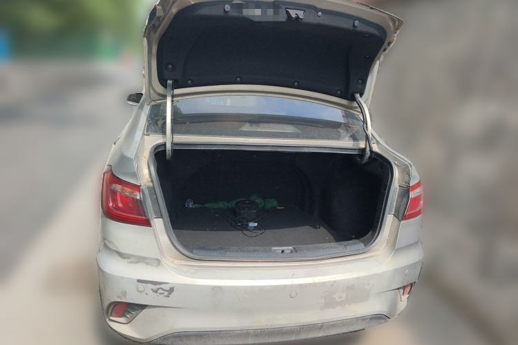 Used CHANGAN Eado DT 2018 1.6L Automatic Luxury Model Trunk