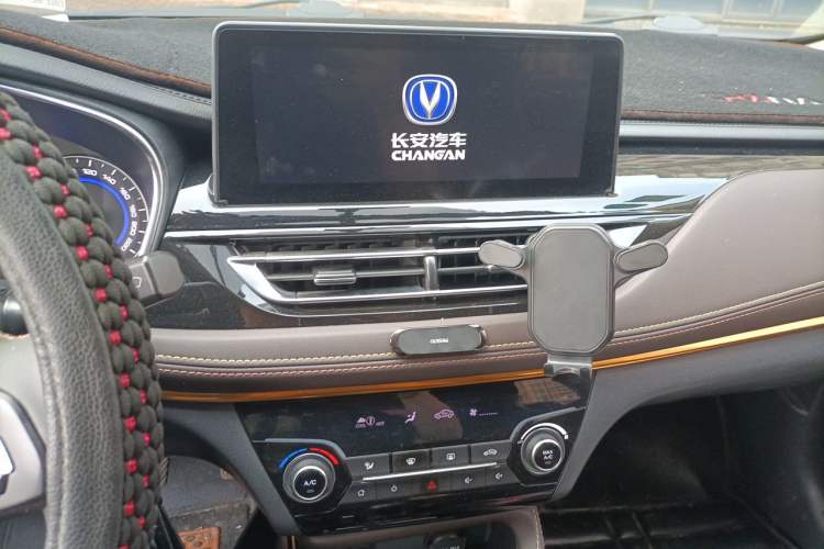 Used CHANGAN Eado DT 2018 1.6L Manual Luxury Model Audio And AC Panel
