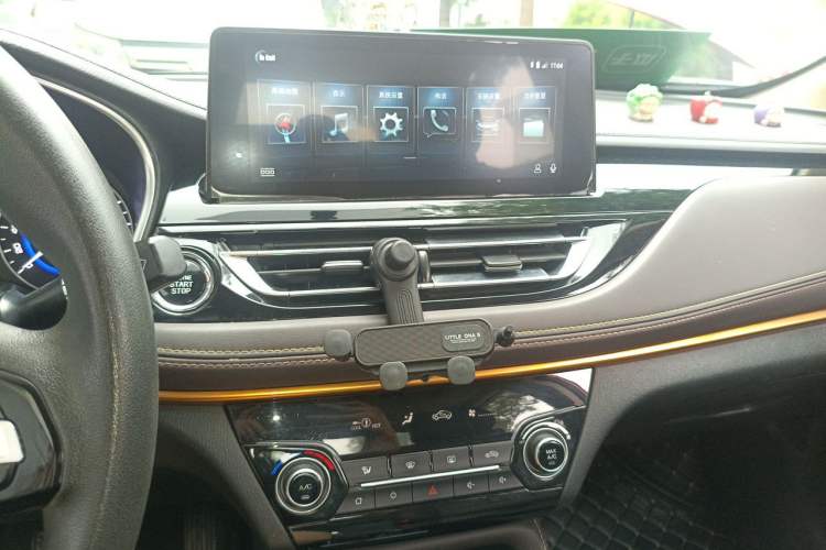Used CHANGAN Eado DT 2018 1.6L Automatic Smart Enjoyment Model Audio And AC Panel