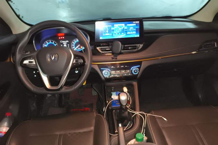 Used CHANGAN Eado DT 2018 1.6L Manual Smart Enjoyment Model Center Console