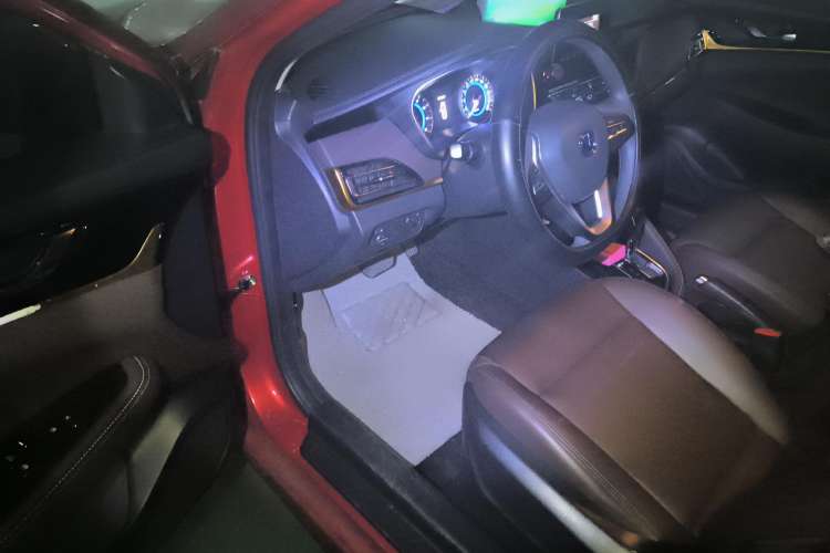 Used CHANGAN Eado DT 2018 1.6L Automatic Enjoyment Model Driver Seat