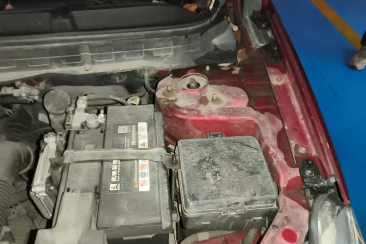 Used CHANGAN Eado DT 2018 1.6L Manual Smart Enjoyment Model Engine Bay Left