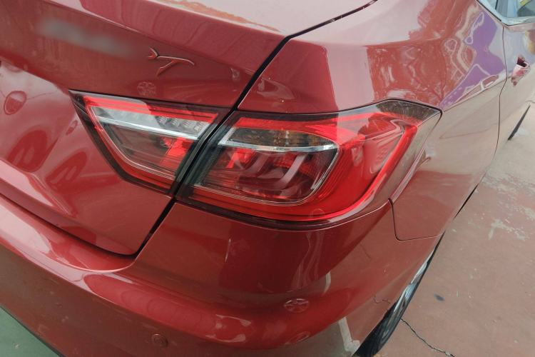 Used CHANGAN Eado DT 2018 1.6L Automatic Enjoyment Model Exterior 6