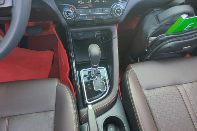 Used CHANGAN Eado DT 2018 1.6L Automatic Smart Enjoyment Model Gear Lever