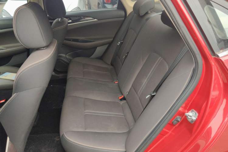 Used CHANGAN Eado DT 2018 1.6L Automatic Enjoyment Model Interior 4