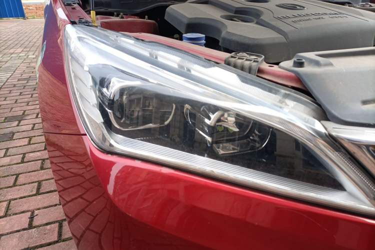 Used CHANGAN Eado DT 2018 1.6L Manual Luxury Model Right Front Headlight